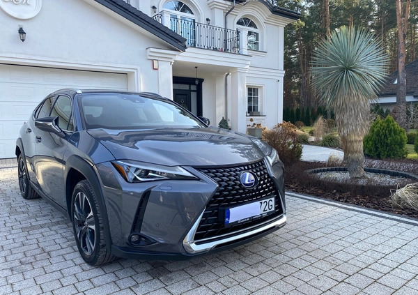 Lexus UX cena 123500 przebieg: 32000, rok produkcji 2021 z Szczekociny małe 781